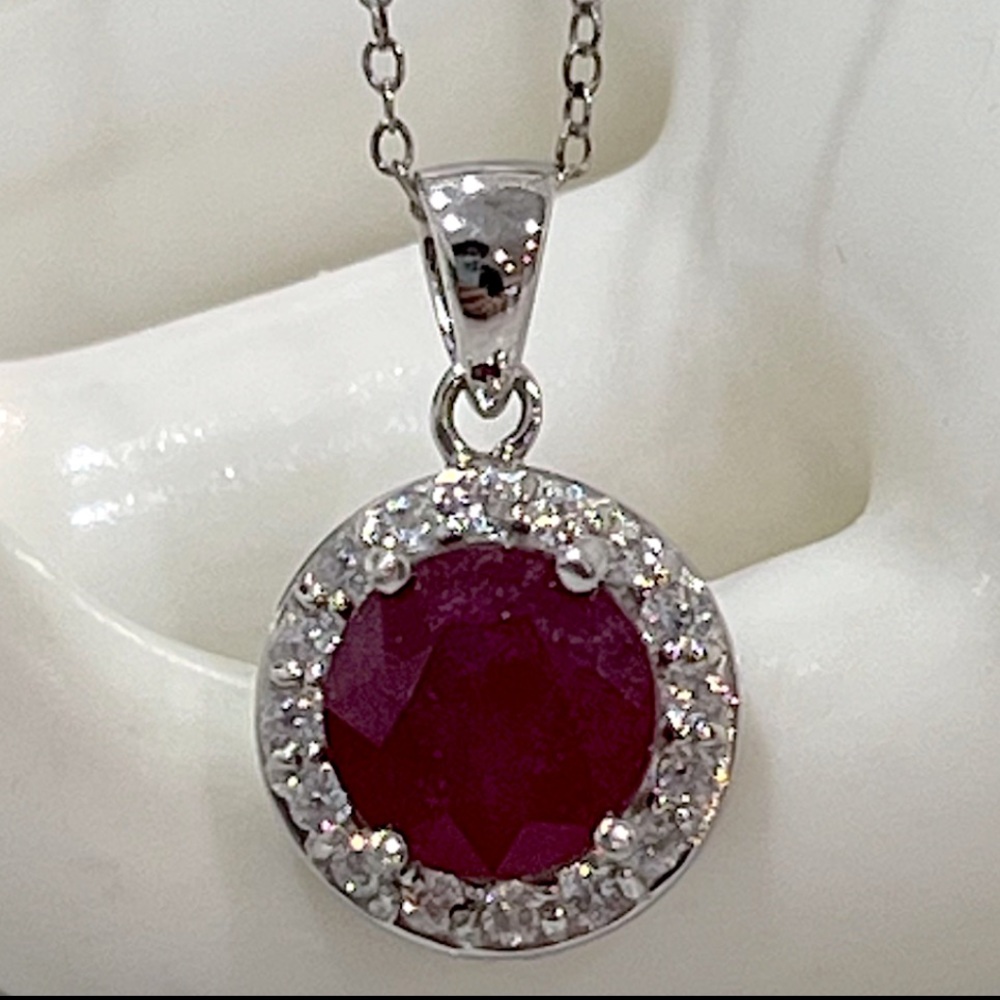 Niassa Ruby White Zircon Sterling Silver Halo Pendant Necklace - Picture 1 of 14